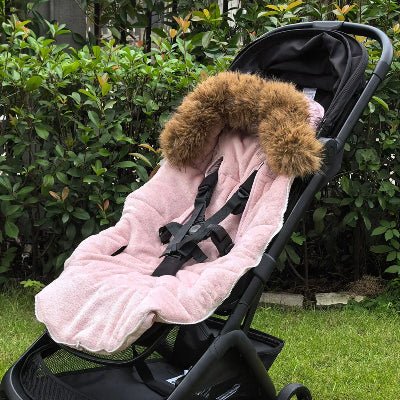 chancelière poussette attaché poussette partie dos jardin